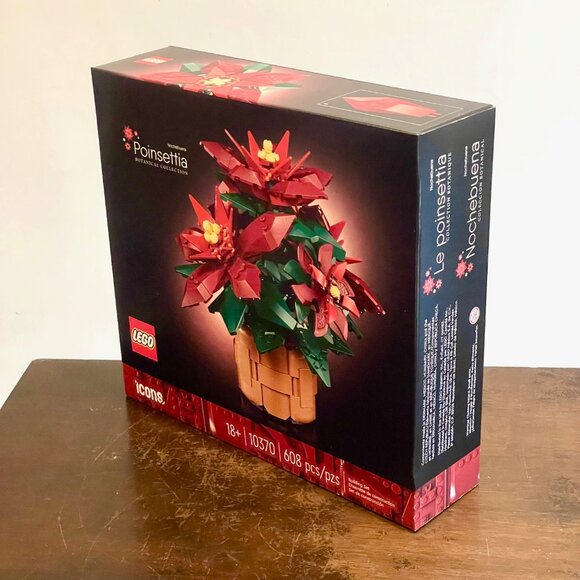 LEGO Icons 10370 Poinsettia Plant & Flower Decor Christmas NIB in Hand - Picture 8 of 14